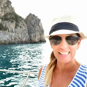 Meet your Posher, Deborah